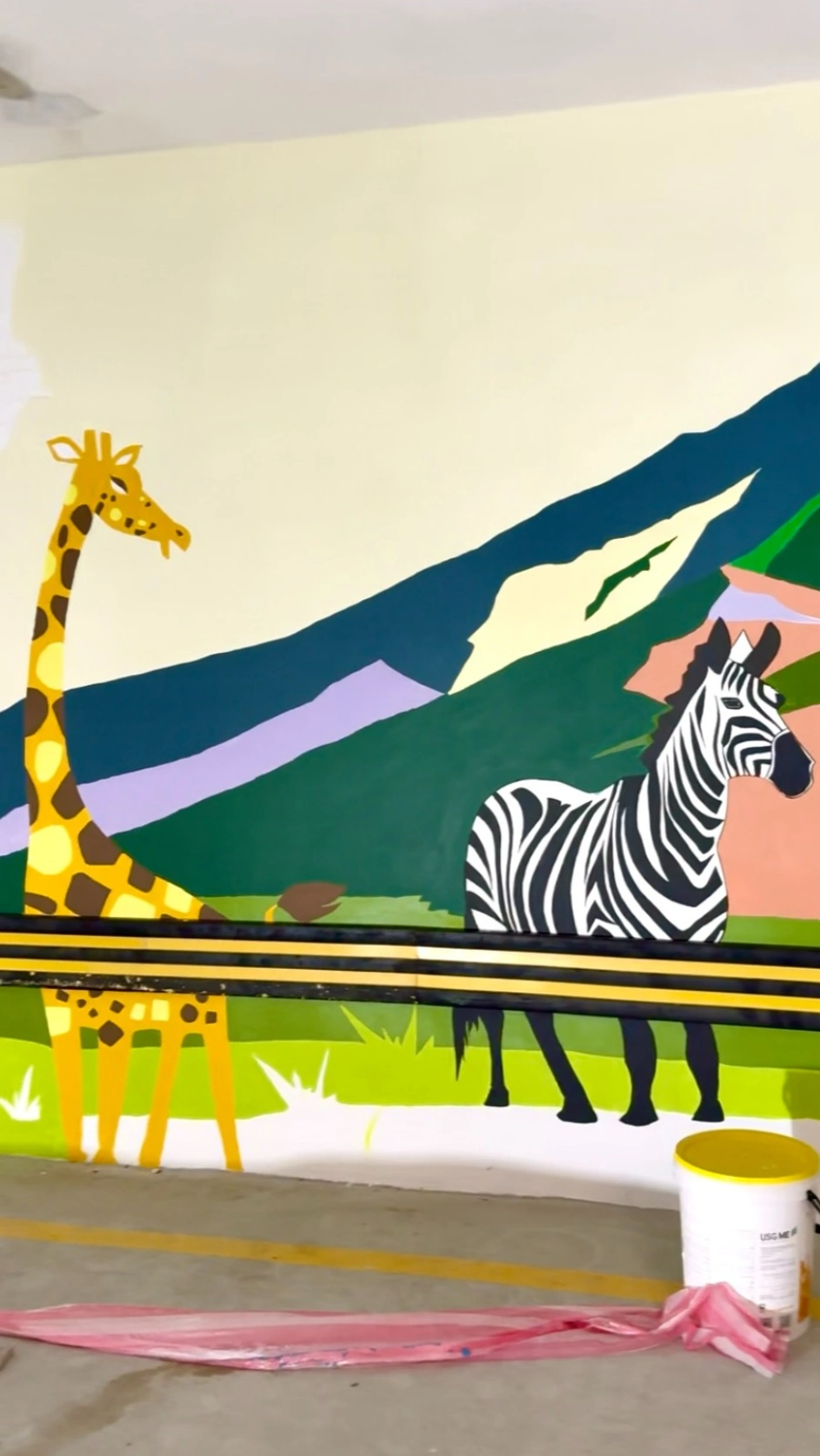 A nature-inspired mural blending animals, greenery, and storytelling through detailed hand-painted artwork.